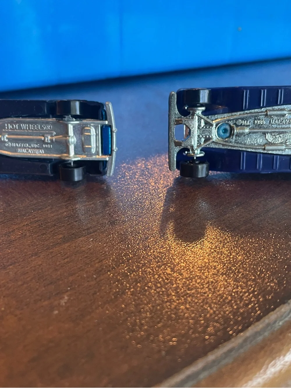 2 vintage antique style, hot wheels